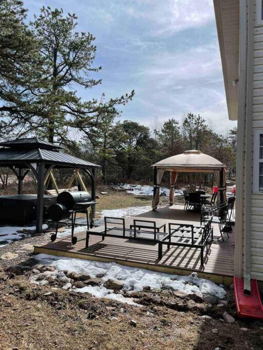 Villa Quiet Private House W Hot Tub/Fire Pit/Games Blakeslee Exterior foto