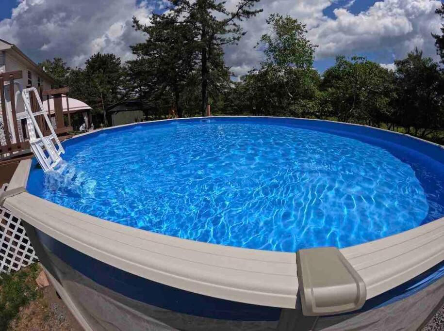 Villa Quiet Private House W Hot Tub/Fire Pit/Games Blakeslee Exterior foto