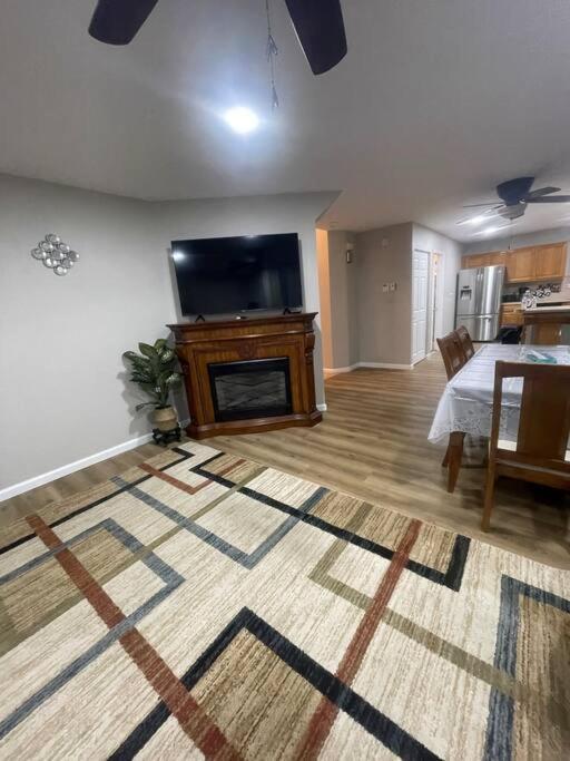 Villa Quiet Private House W Hot Tub/Fire Pit/Games Blakeslee Exterior foto