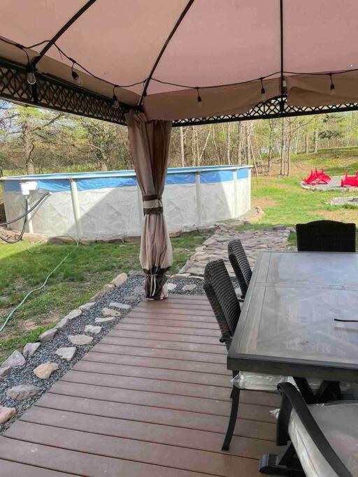 Villa Quiet Private House W Hot Tub/Fire Pit/Games Blakeslee Exterior foto