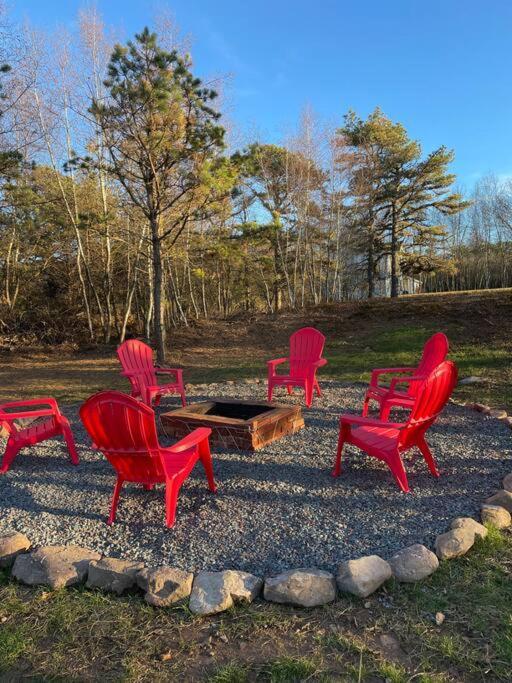 Villa Quiet Private House W Hot Tub/Fire Pit/Games Blakeslee Exterior foto